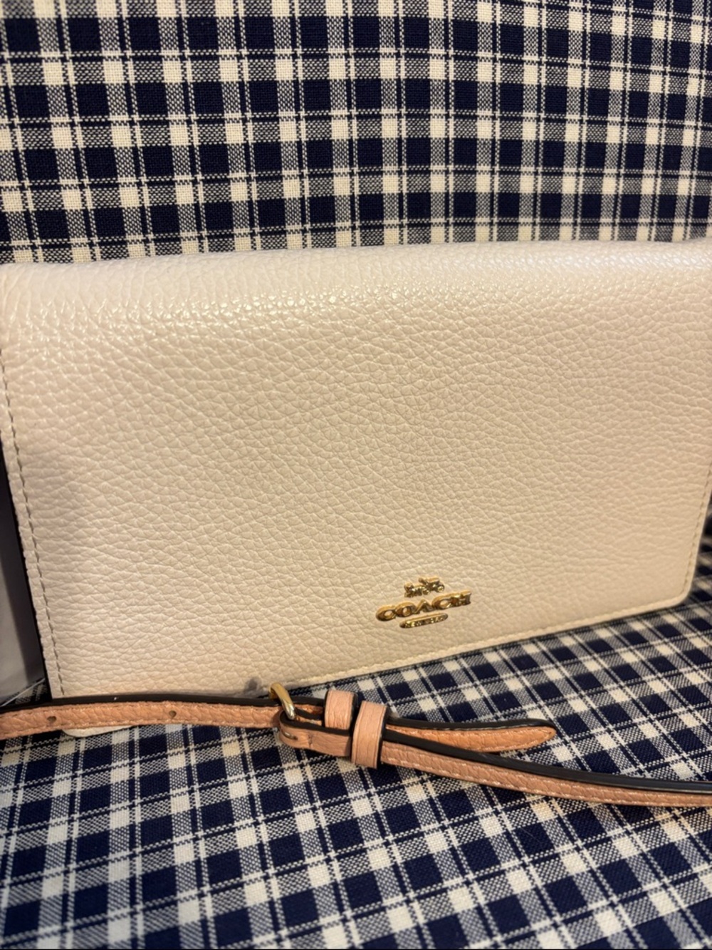 Coach Cream Crossbody with matching card holder - Picture 2 of 14
